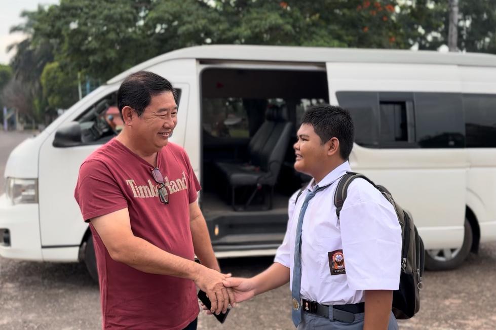 Kamarudin Muten Operasikan Angkutan Sekolah untuk Anak Disabilitas agar Lebih Mudah ke Sekolah