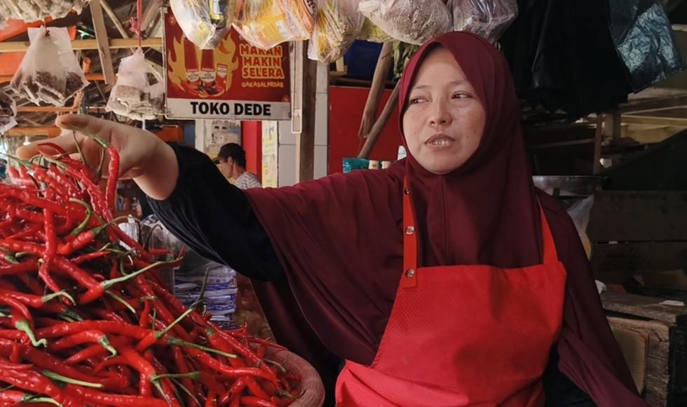 Pedagang-bahan-bumbu-di-Pasar-Tanjungpandan-nee.jpg