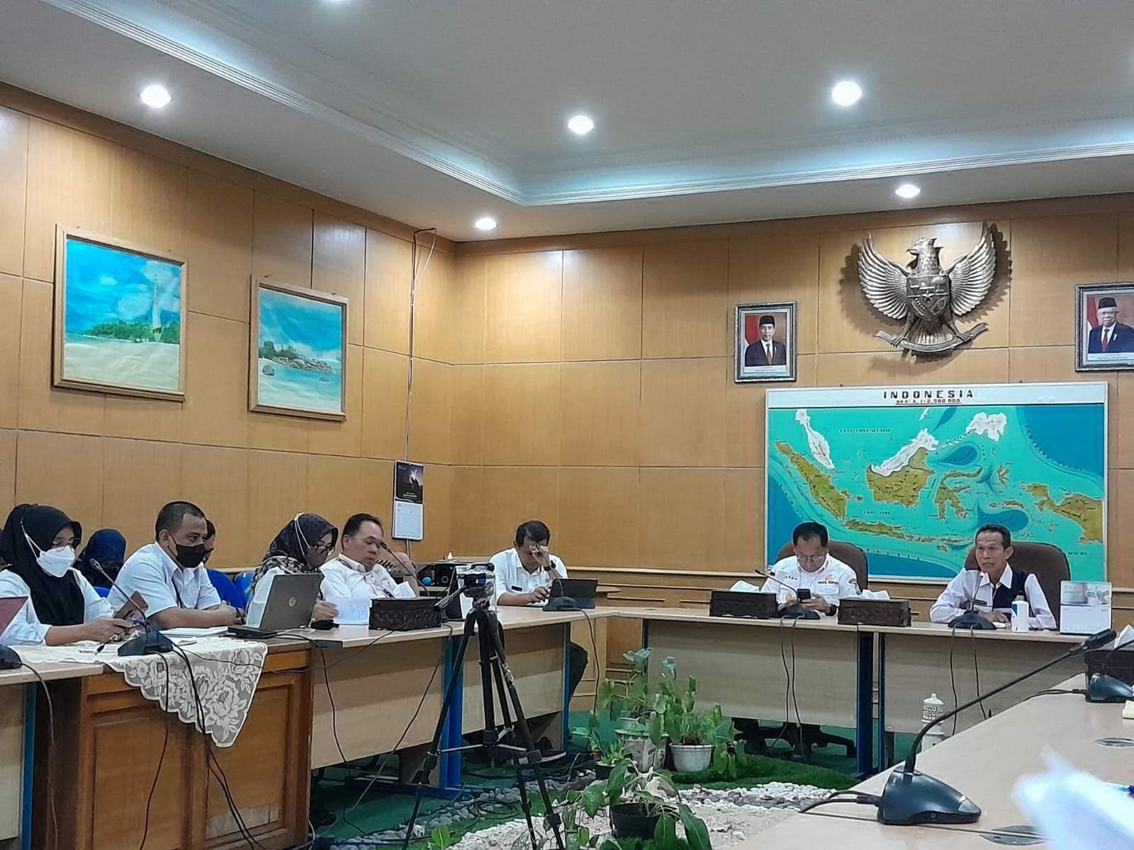 Rapat-akselerasi-pelayanan-kesehatan-yang-berlangsung-di-Ruang-Rapat-Bupati-Belitung-Rabu-293.jpg