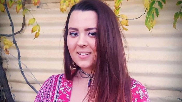 Wanita Muda Ini Bisa Mencium Aroma Kematian Seseorang, Keluarga dan Orang Terdekatnya Menjauhinya