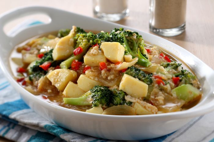 Pemula Bingung Sajikan Menu Enak?, Yuk Cobain Brokoli Cah Tofu Bergizi Lengkap