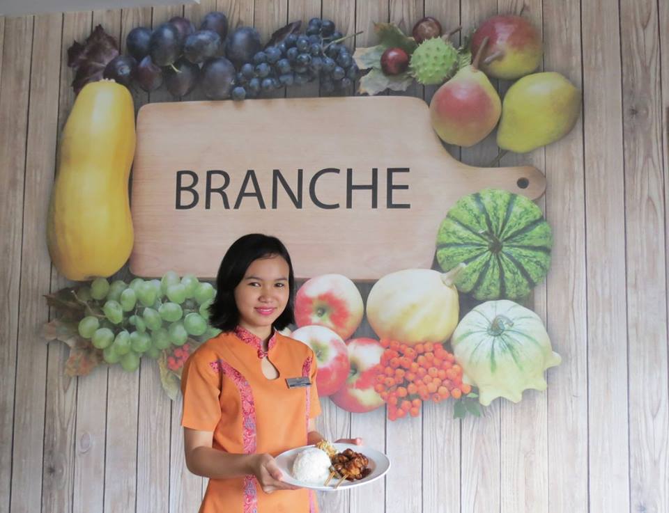 Golden Tulip Essential Belitung Hadirkan Makanan Jepang (VIDEO) - golden-tulip-essential-belitung_20171101_200932.jpg