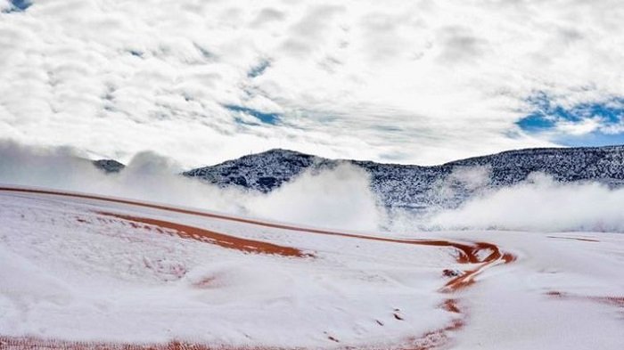 Salju Selimuti Gurun Terpanas di Dunia, Pertanda Apa ?