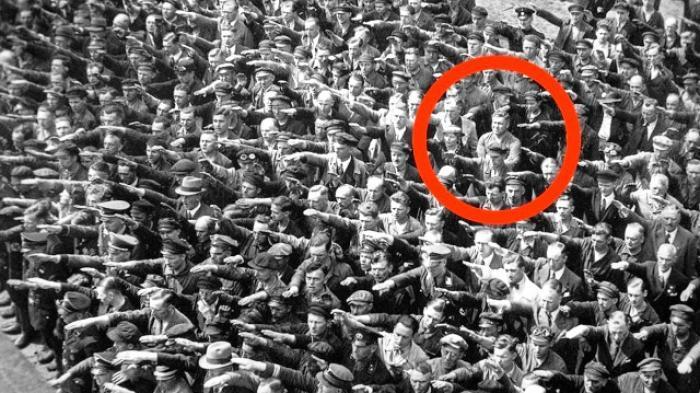 Nasib Tragis Tak Beri Hormat Hitler, Ini Kisahnya