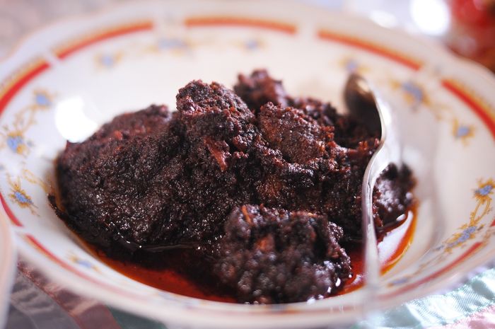 ilustrasi-rendang-padang.jpg