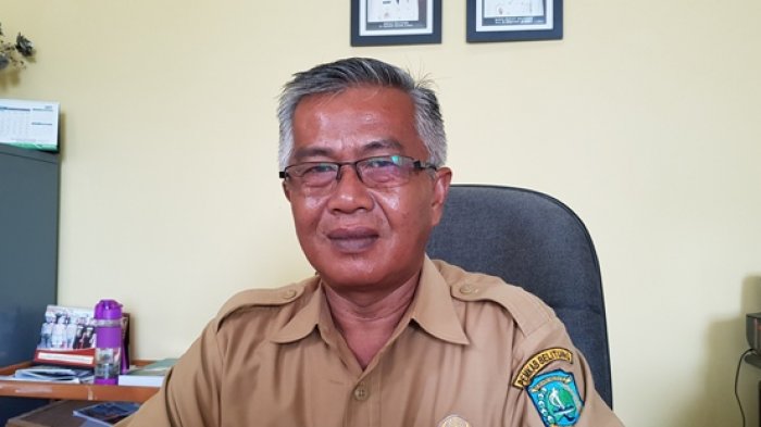 kepala-dinas-perikanan-kabupaten-belitung-destika-efenly_20181002_135203.jpg