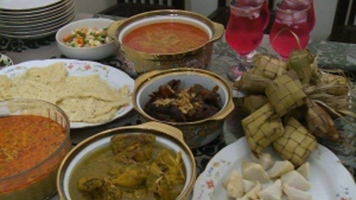 ketupat-lengkap-dengan-opor-ayam-dan-lauk-pauk.jpg