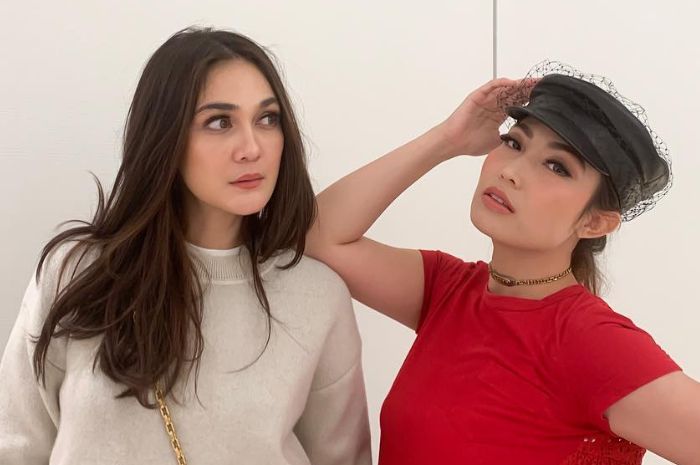 Batal Jomblo Setahun, Ayu Dewi Blak-blakan Akui Luna Maya Sudah Dapat Restu