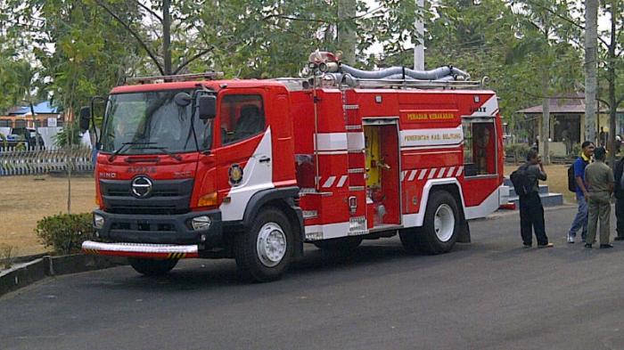 mobil-pemadam-kebakaran_20151101_104357.jpg