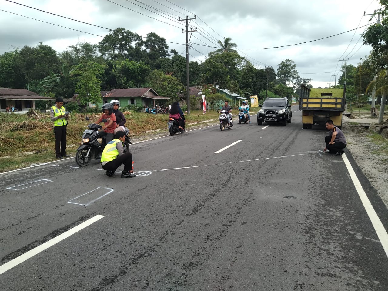 Kecelakaan di Jalan Raya Sijuk Desa Air Seruk, Bocah 5 Tahun Tewas Terseret Hingga 7 Meter