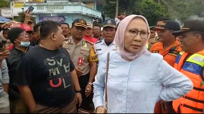 100 Lebih Keluarga Korban Setuju Pencarian KM Sinar Bangun Dihentikan Ratna Bikin Gaduh