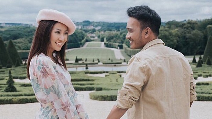 Sarwendah Menangis di Ulang Tahun ke-29, Ternyata Ada Hadiah Mahluk Tinggi Besar dari Ruben Onsu