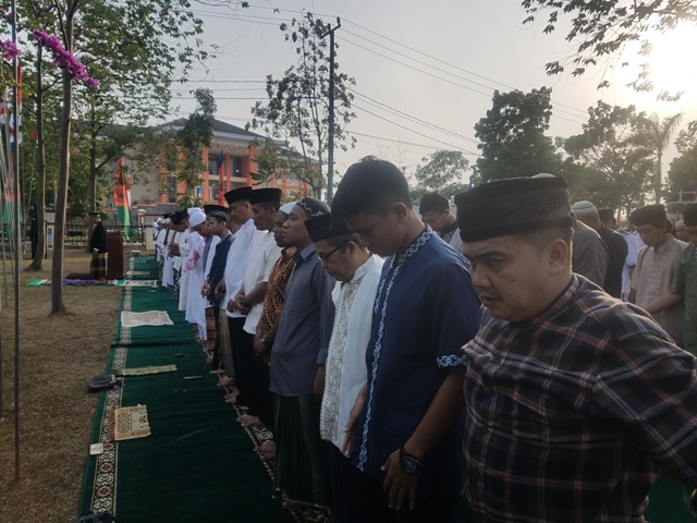suasana-pelaksanaan-salat-ied-idul-adha.jpg