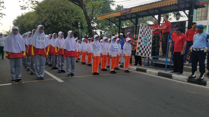 wabup-belitung-buka-lomba-gerak-jalan.jpg