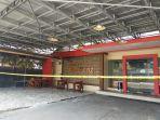 20211215-hotel-belitong-terlihat-masih-tutup-dan-terpasang-police-line-rabu-15122021.jpg