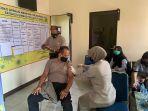 20220124-pelaksanaan-vaksinasi-booster-di-mapolda-babel.jpg