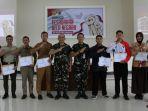 20221008-Berfoto-bersama.jpg
