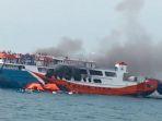 20230506-Kapal-Royce-1-terbakar-saat-pelayaran-dari-Pelabuhan-Merak-ke-Pelabuhan-Bakauheni-okers.jpg