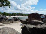 20230516-Granite-Rocks-on-Tanjung-Tinggi-Beach.jpg
