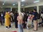 20230625-Kepadatan-penumpang-di-Bandara-HAS-Hanandjoeddin-pada-Sabtu-2462023.jpg