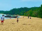 20230702-Berlibur-di-Pantai-Perigi-Kapal.jpg