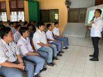 20230815-Sosialisasi-kepada-murid-SMA-PGRI-Tanjungpadan.jpg