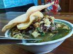 20231130-Sajian-rujak-soto-di-Warung-Makan-Pondok-Rujak-Soto.jpg
