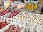 20240105-Bawang-merah-dan-sejumlah-jenis-bumbu-lainnya-yang-dijual-di-pasar.jpg