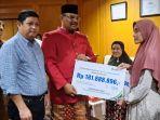 Pj Gubernur Bangka Belitung Imbau Perusahaan Daftar BPJS Ketenagakerjaan Pekerja