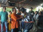 Rekonstruksi Pembunuhan Gudet di Kampung Bugis Belitung Ricuh, Anak Korban Serang Tersangka