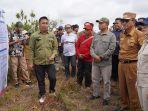 20250211-Bupati-Belitung-Timur-Burhanudin-mendampingi-Wamendiktisaintek.jpg