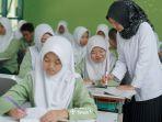 20250422-Program-Kelas-Beasiswa-PT-Timah-di-SMAN-1-Pemali-Bangka.jpg