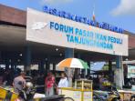 belitung/20250806-Aktivitas-Pasar-Ikan-Tanjungpandan-Kabupaten-Belitung.jpg