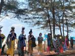 belitung/20250807-Pembukaan-acara-Pantai-Serdang-Berdendang-di-Pantai-Serdang-Beltim.jpg