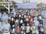 20251003-Foto-bersama-santri-TPA-Nurul-Aini.jpg