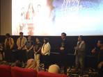 20251005-Cast-dan-kru-Film-Pengin-Hijrah-saat-menyapa-penonton-special-screening.jpg