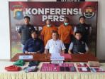 20251014-Polres-Belitung-gelar-konferensi-pers-ungkap-kasus-penyalahgunaan-sabu.jpg