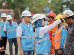 GM-PLN-Sematkan-Helm-apel-siaga-listrik.jpg