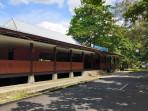 belitung/Kondisi-plafon-sentra-kuliner-yang-rusak.jpg