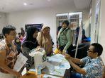 Penyaluran-beras-cadangan-beras-pemerintah-CBP-di-Kantor-Pos-Pangkalpinang-Jumat-22.jpg