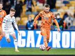 aaron-ramsey-beraksi-dalam-duel-liga-champions-antara-dynamo-kyiv-vs-juventus.jpg