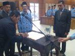 bupati-belitung-sahani-saleh-melantik-direktur-pdam.jpg