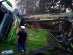 bus-terguling.jpg