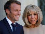 emmanuel-macron-dan-istrinya.jpg
