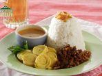 nasi-uduk-kuliner-khas-betawi-yang-dimasak-dengan-cara-unik.jpg