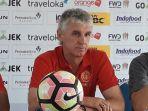 pelatih-persija-jakarta-ivan-kolev.jpg
