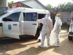 petugas-tim-gugus-tugas-penanganan-dan-pengendalian-wabah-covid-19.jpg