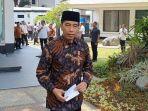 presiden-jokowi-di-istana-kepresidenan.jpg