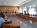 rapat-koordinasi-kpu-babel-dengan-media-massa-terkait-fasilitas.jpg