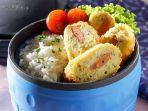 rolade-ayam-isi-sosis-bekal-si-kecil-ke-sekolah.jpg